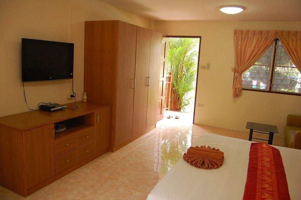 Sirikarn Residence & Luxury Apartments Pattaya Bagian luar foto