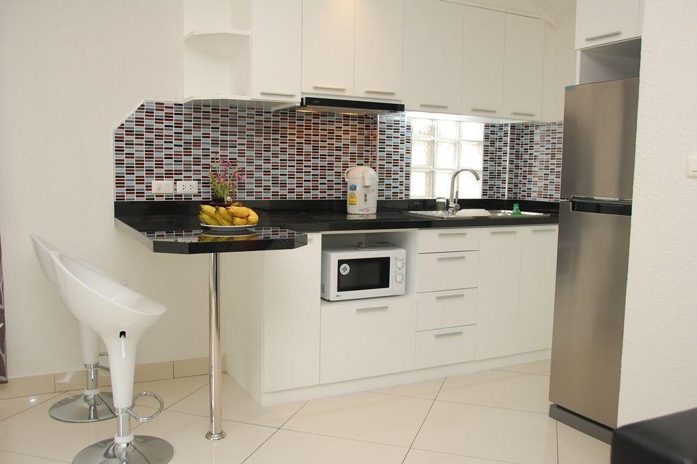 Sirikarn Residence & Luxury Apartments Pattaya Bagian luar foto