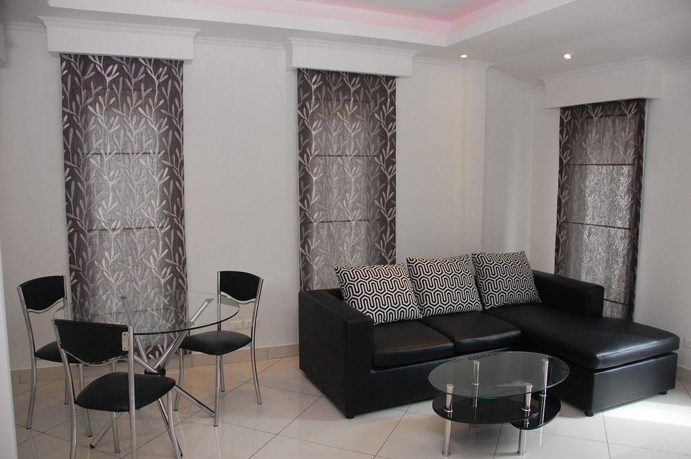 Sirikarn Residence & Luxury Apartments Pattaya Bagian luar foto
