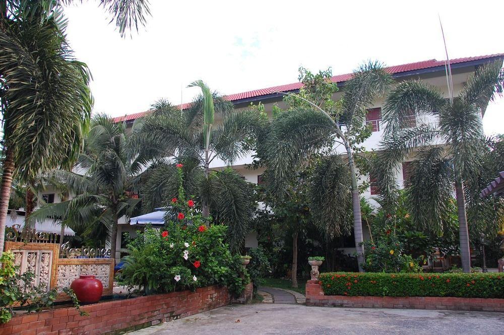 Sirikarn Residence & Luxury Apartments Pattaya Bagian luar foto