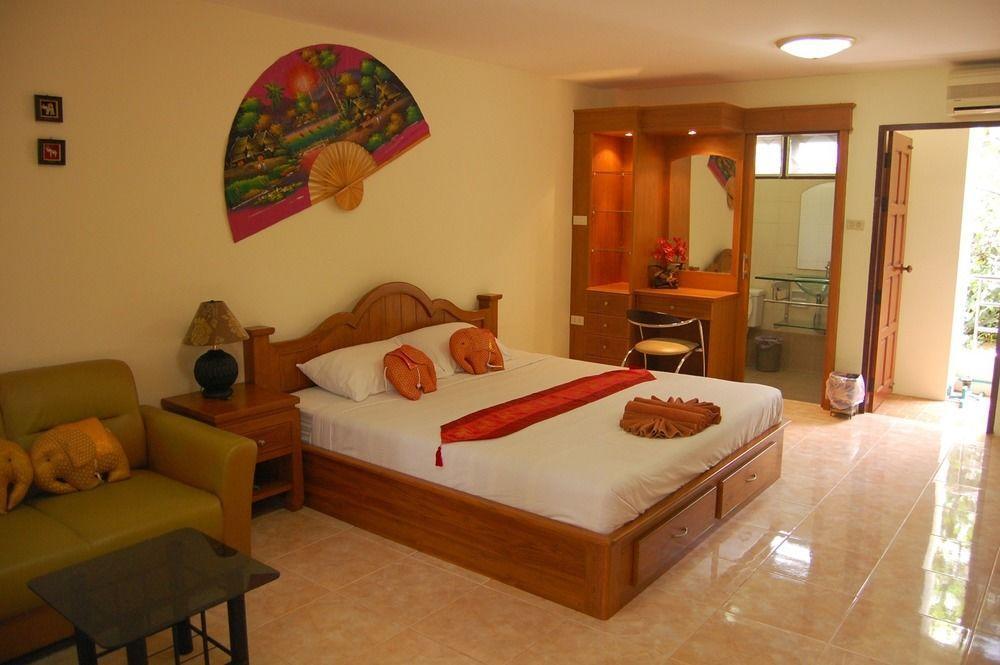 Sirikarn Residence & Luxury Apartments Pattaya Bagian luar foto