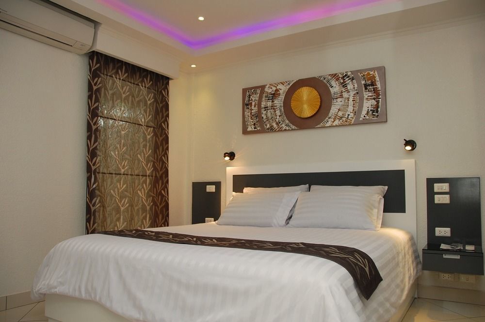 Sirikarn Residence & Luxury Apartments Pattaya Bagian luar foto