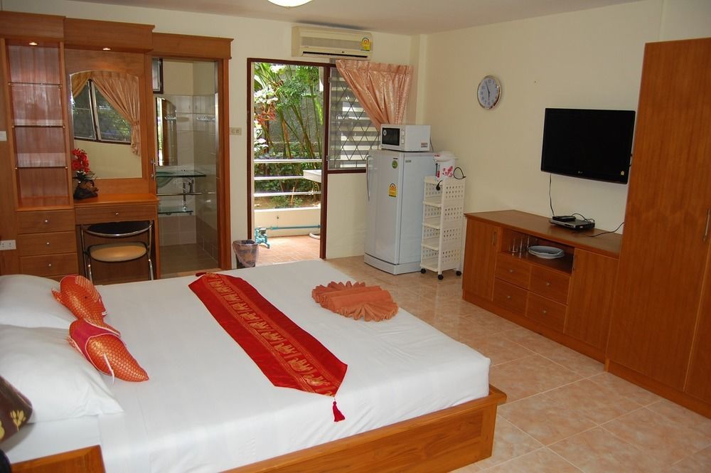 Sirikarn Residence & Luxury Apartments Pattaya Bagian luar foto